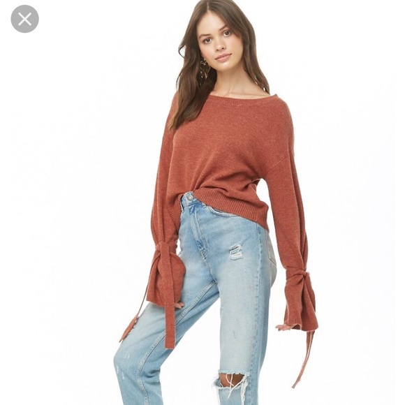 F21 Contemporary | Ribbed sleeve Self Tie Sweater - Picture 3 of 6